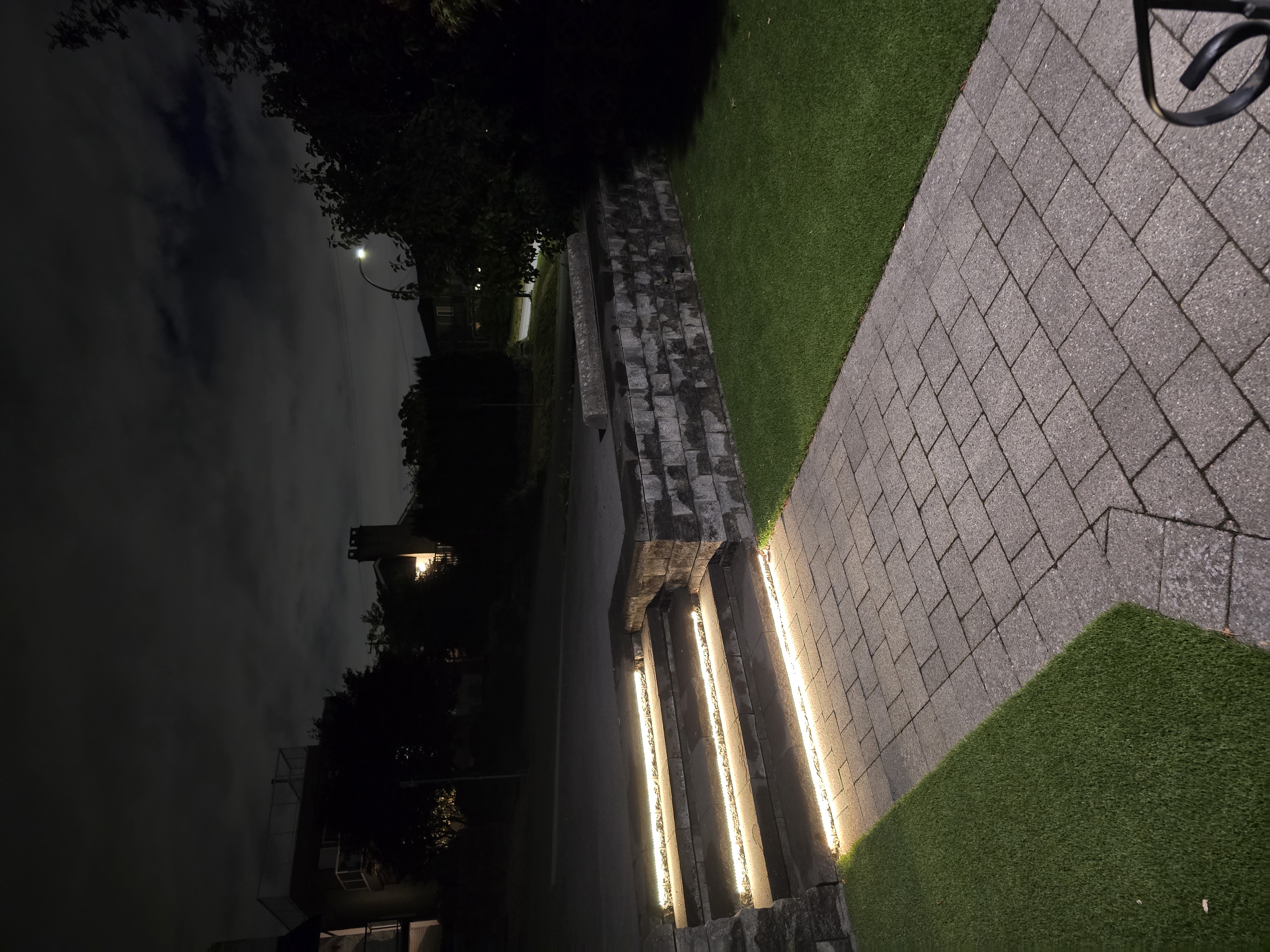 Thumb 11